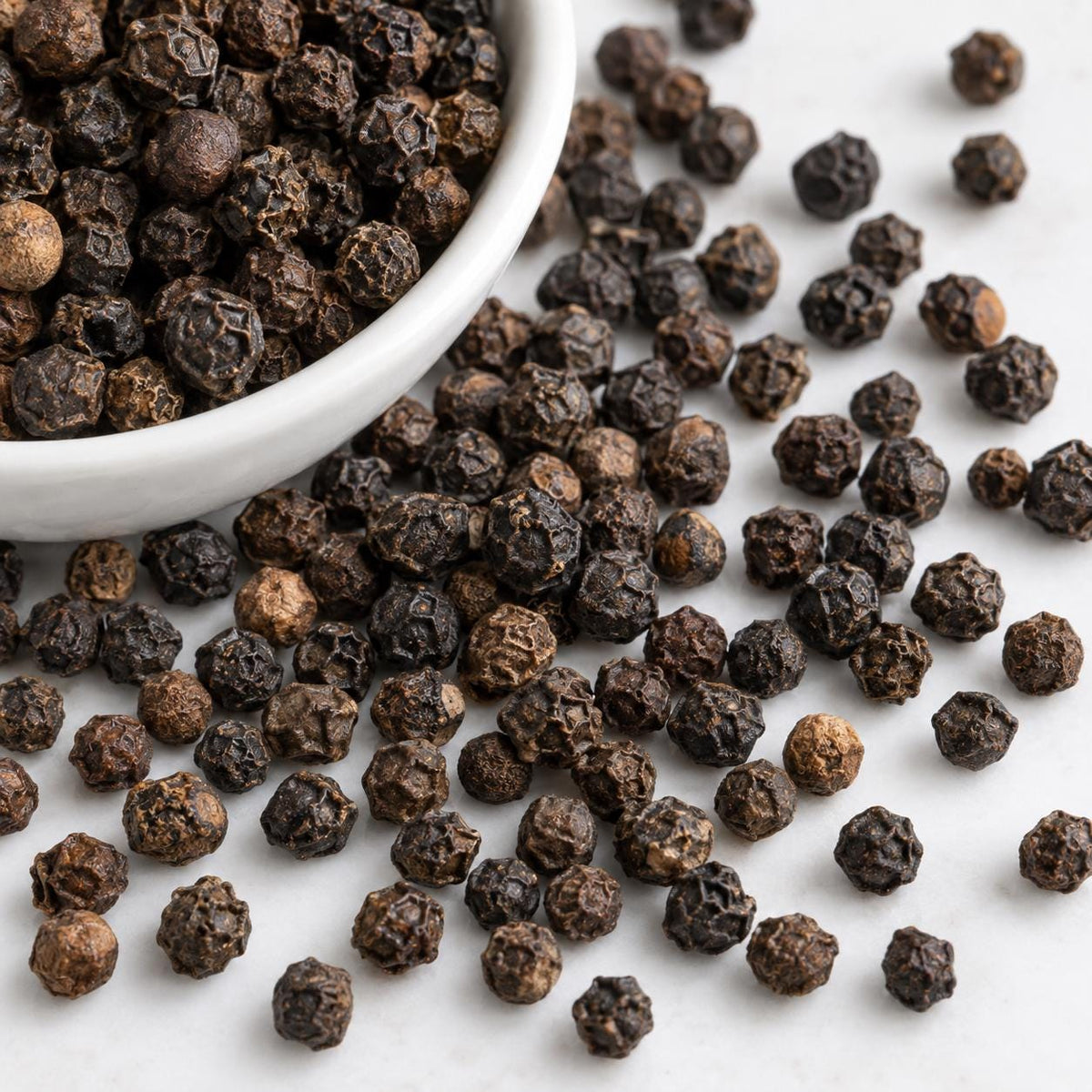 Whole Ceylon Black Peppercorns 1 kg